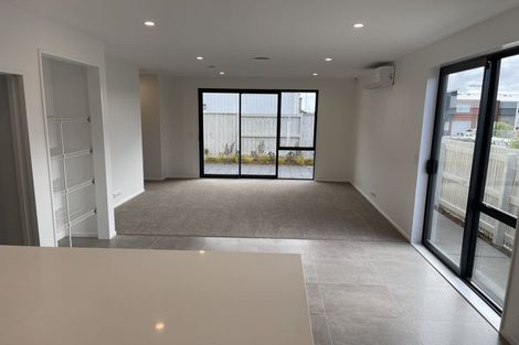 Photo of property in 16 Paterae Lane, Flat Bush, Auckland, 2019