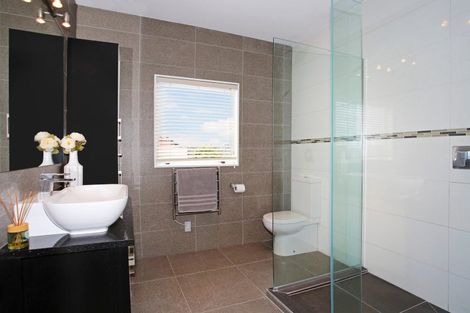 Photo of property in 50 Jane Eyre Drive, Somerville, Auckland, 2014