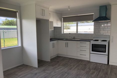 Photo of property in 24 Heather Street, Levin, 5510