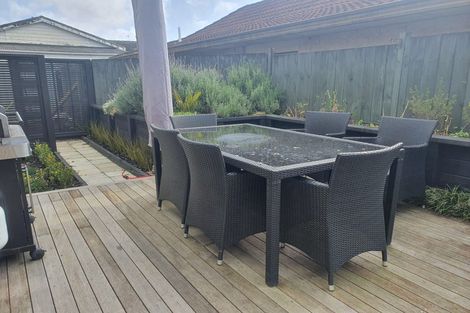 Photo of property in 2/10 Onslow Road, Papakura, 2110