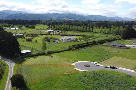 Photo of property in 7 Nichols Lane, Greytown, 5712