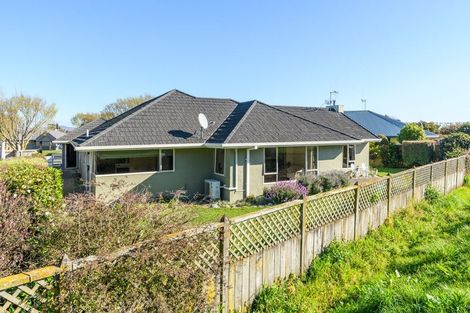 Photo of property in 34 Washington Parade, Milson, Palmerston North, 4414