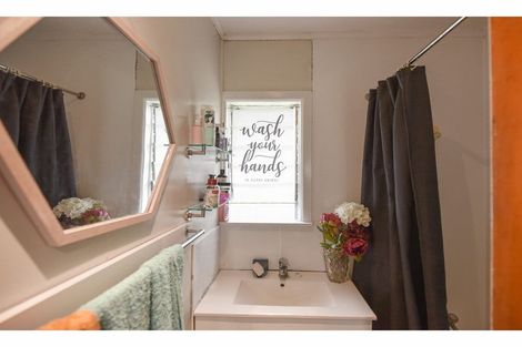 Photo of property in 8 Fairview Road, Western Heights, Rotorua, 3015