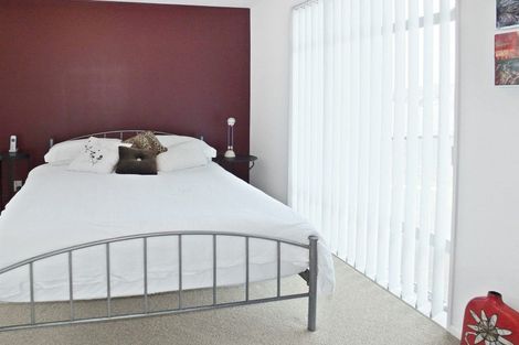 Photo of property in 9 Trafalgar Street, Foxton Beach, Foxton, 4815