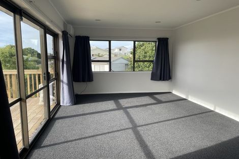 Photo of property in 185 Rangatira Road, Beach Haven, Auckland, 0626