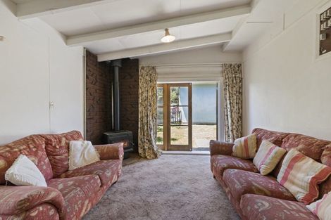 Photo of property in 26 Kent Avenue, Waitarere Beach, Levin, 5510