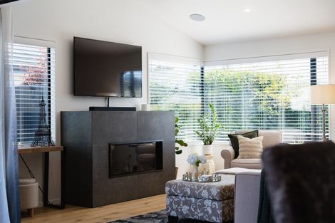 Photo of property in 87 Wingatui Road, Mosgiel, 9024