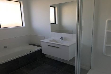 Photo of property in 15 Blacklock Road, Pyes Pa, Tauranga, 3112