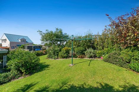 Photo of property in 19 Kahurangi Place, Snells Beach, 0920