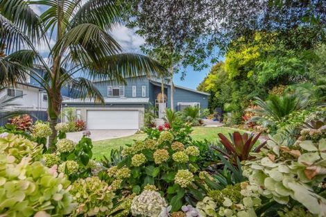 Photo of property in 98 Clovelly Road, Bucklands Beach, Auckland, 2012