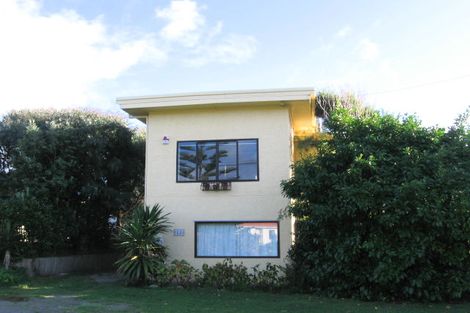 Photo of property in 13 Ngapaki Street, Waikanae Beach, Waikanae, 5036
