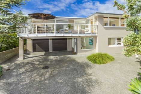 Photo of property in 13 Red Bluff Rise, Campbells Bay, Auckland, 0630
