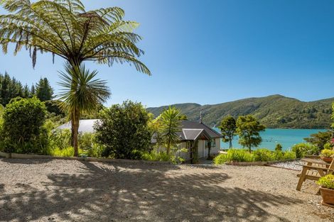 Photo of property in 4941 Kenepuru Road, Ohauparuparu Bay, Picton, 7282