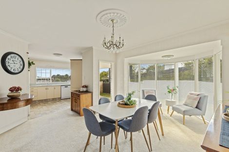 Photo of property in 188 Mangorei Road, Merrilands, New Plymouth, 4312