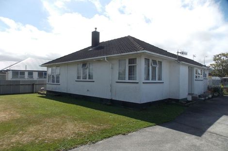 Photo of property in 71 Clyde Crescent, Roslyn, Palmerston North, 4414