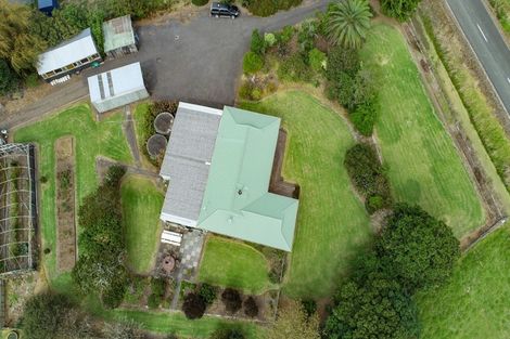Photo of property in 76 Robertson Road, Ruawai, 0591