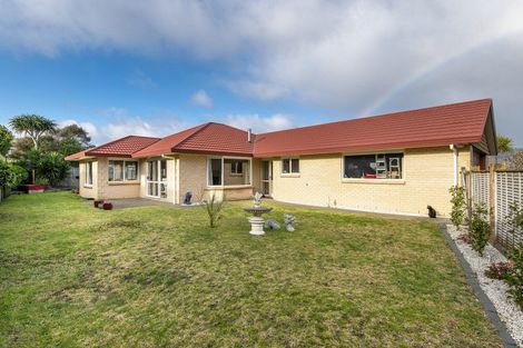 Photo of property in 29 Leanne Way, Waikanae Beach, Waikanae, 5036