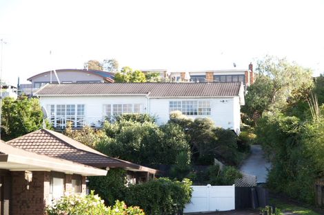 Photo of property in 9 Pah Road, Cockle Bay, Auckland, 2014