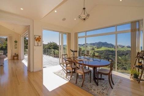 Photo of property in 102 Centennial Drive, Whitianga, 3510