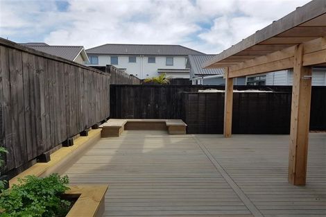 Photo of property in 7 Touhou Road, Hobsonville, Auckland, 0618