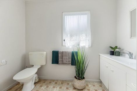 Photo of property in 3/61 Main Road, Titahi Bay, Porirua, 5022