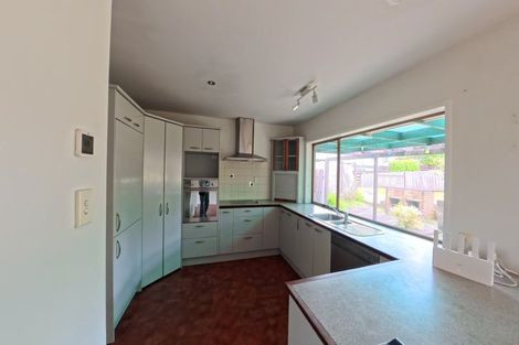 Photo of property in 55 Walworth Avenue, Pakuranga Heights, Auckland, 2010