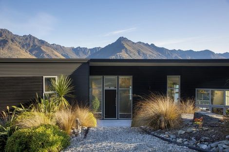 Photo of property in 36 Corsican Drive, Ben Lomond, Queenstown, 9371