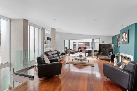 Photo of property in 45 Williamson Avenue, Belmont, Auckland, 0622