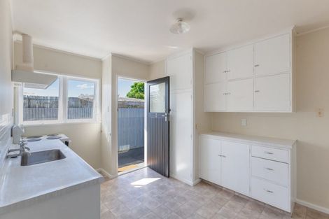 Photo of property in 2/73 Clarence Cox Crescent, Pirimai, Napier, 4112