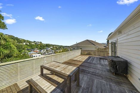 Photo of property in 56 Tio Tio Road, Miramar, Wellington, 6022