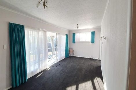 Photo of property in 17 Alpine View Lane, Parklands, Christchurch, 8083
