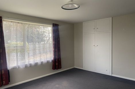 Photo of property in 5 Prestons Road, Redwood, Christchurch, 8051