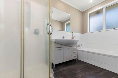 Photo of property in 100 Homedale Street, Pukehangi, Rotorua, 3015