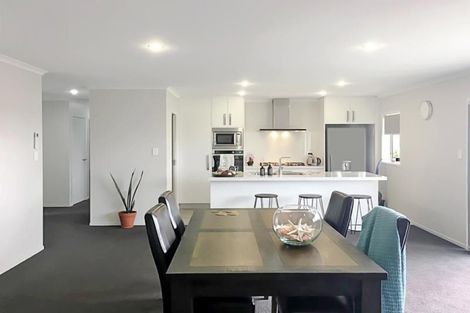 Photo of property in 12 Rigg Place, Flagstaff, Hamilton, 3210