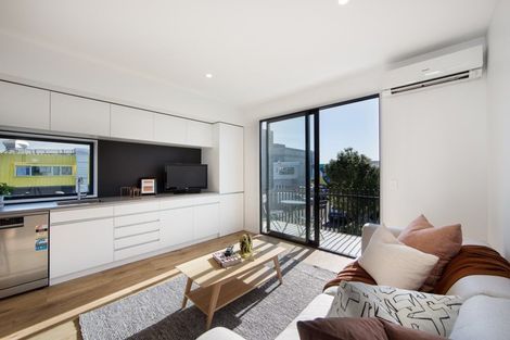 Photo of property in 6/283 Brougham Street, Sydenham, Christchurch, 8023