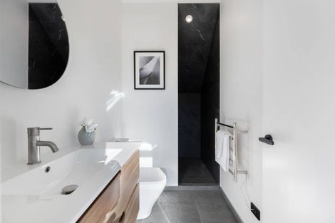 Photo of property in 4 Boulder Lane, Jacks Point, 9371