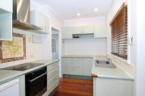Photo of property in 1/21 Grande Vue Road, Hillpark, Auckland, 2102