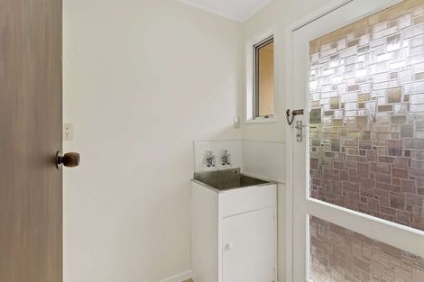 Photo of property in 2/8 Bonar Place, Woolston, Christchurch, 8062