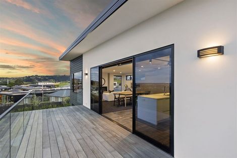 Photo of property in 129 Penruddock Rise, Westmorland, Christchurch, 8025