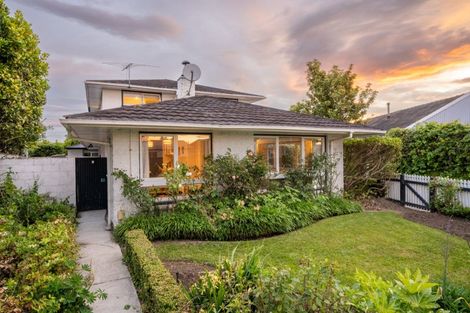 Photo of property in 1/19 Raxworthy Street, Ilam, Christchurch, 8041