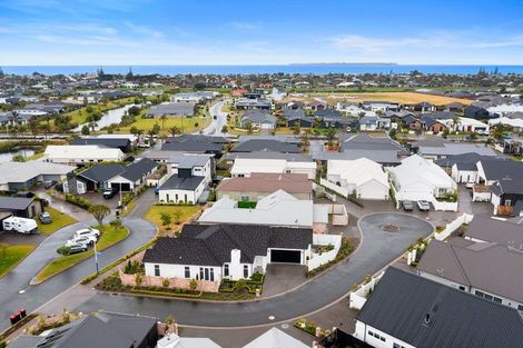 Photo of property in 5 Mollisia Lane, Papamoa Beach, Papamoa, 3118