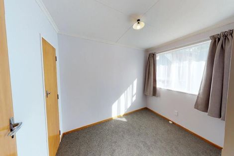Photo of property in 8 Kiwi Court, Roslyn, Palmerston North, 4414