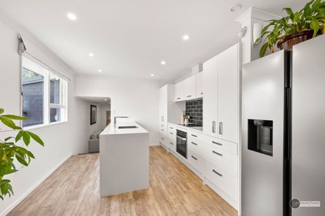 Photo of property in 21 Montana Road, Totara Park, Upper Hutt, 5018