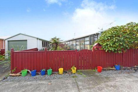 Photo of property in 5 Kentucky Street, Totara Park, Upper Hutt, 5018
