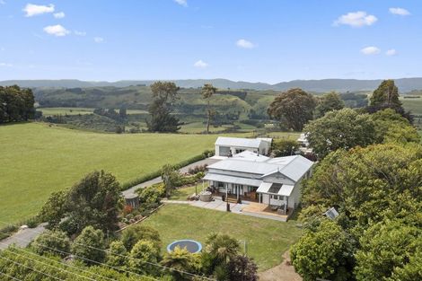 Photo of property in 2778 Kimbolton Road, Kimbolton, Feilding, 4777