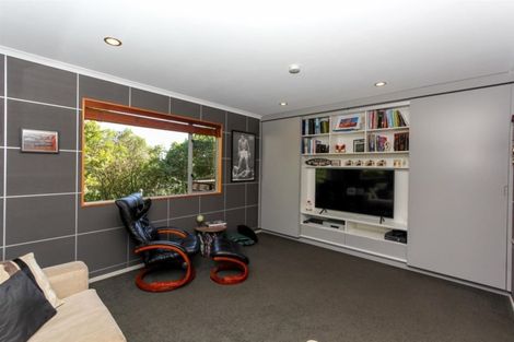 Photo of property in 157c Heta Road, Highlands Park, New Plymouth, 4312