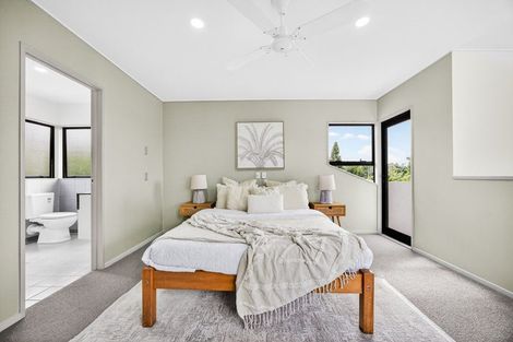 Photo of property in 1/70b Carlisle Road, Browns Bay, Auckland, 0632