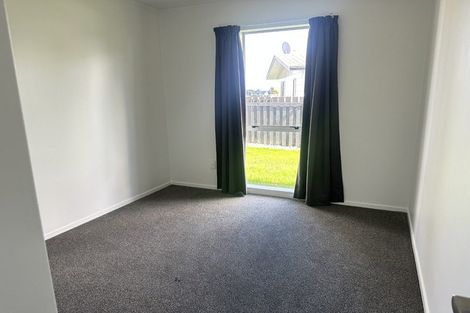 Photo of property in 65 Meadowvale Drive, Levin, 5510