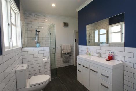 Photo of property in 71 Alma Street North, Renwick, 7204