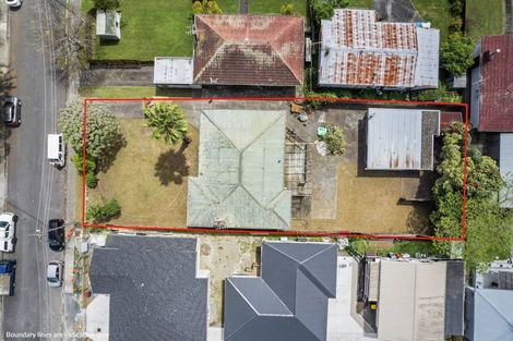 Photo of property in 12 Laureston Avenue, Papatoetoe, Auckland, 2025